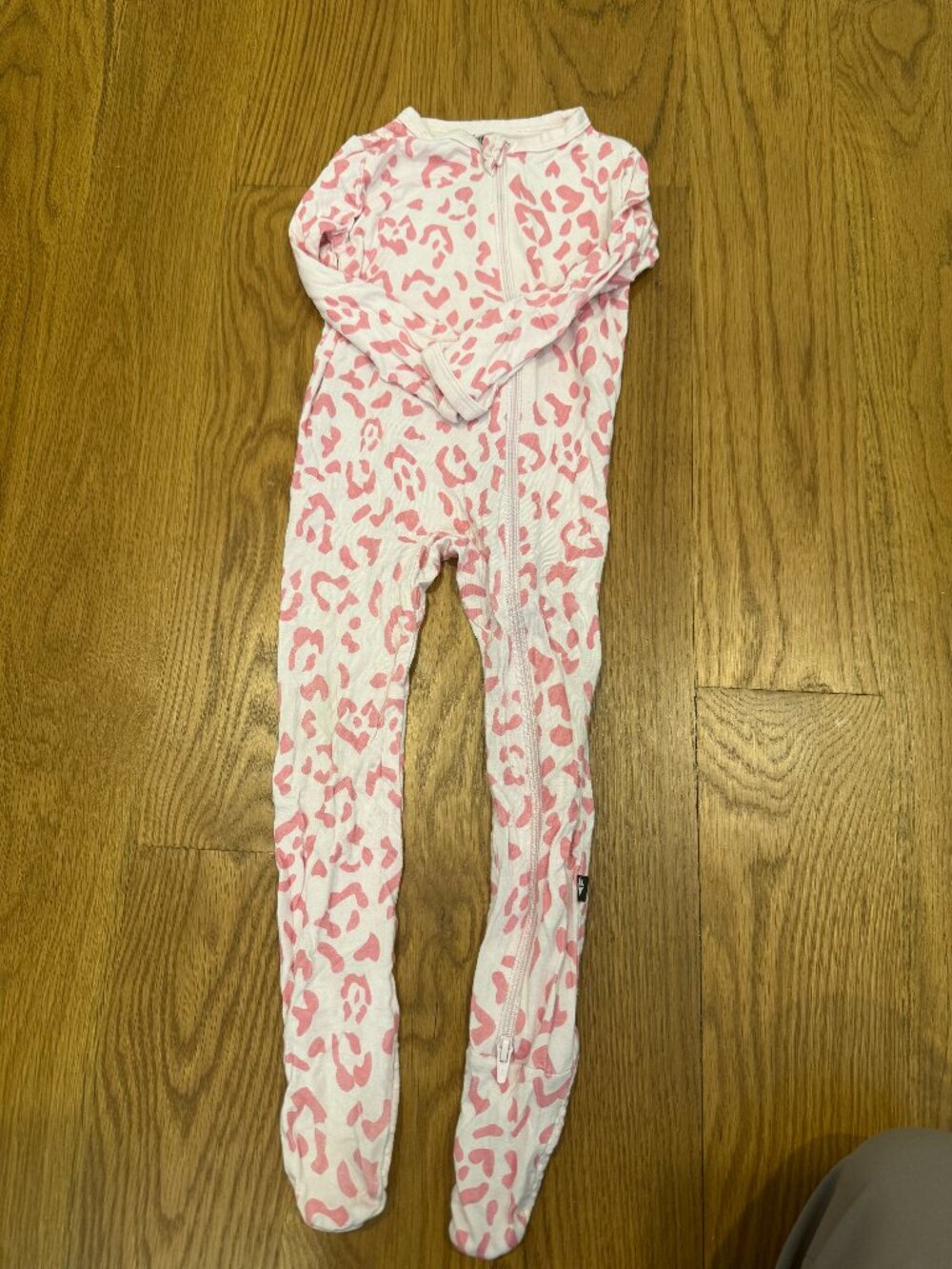 Kyte Baby Sakura Leopard Bamboo Zippered Romper